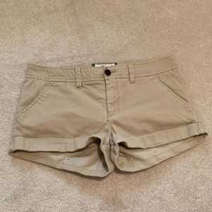 ABERCROMBIE CORDUROY SHORTS